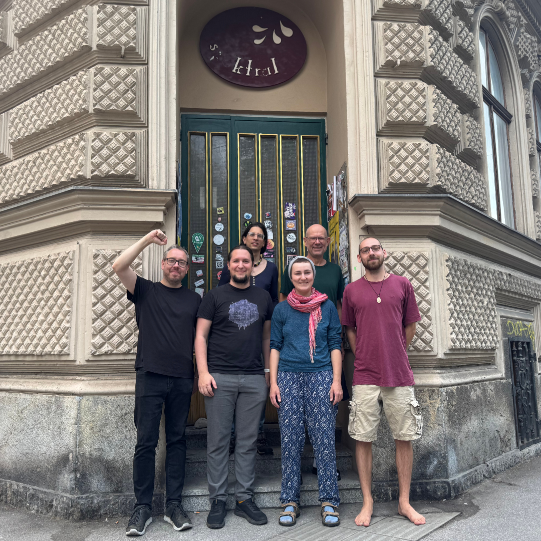 Spektral Gruppenfoto (Rettet das Spektral Team)